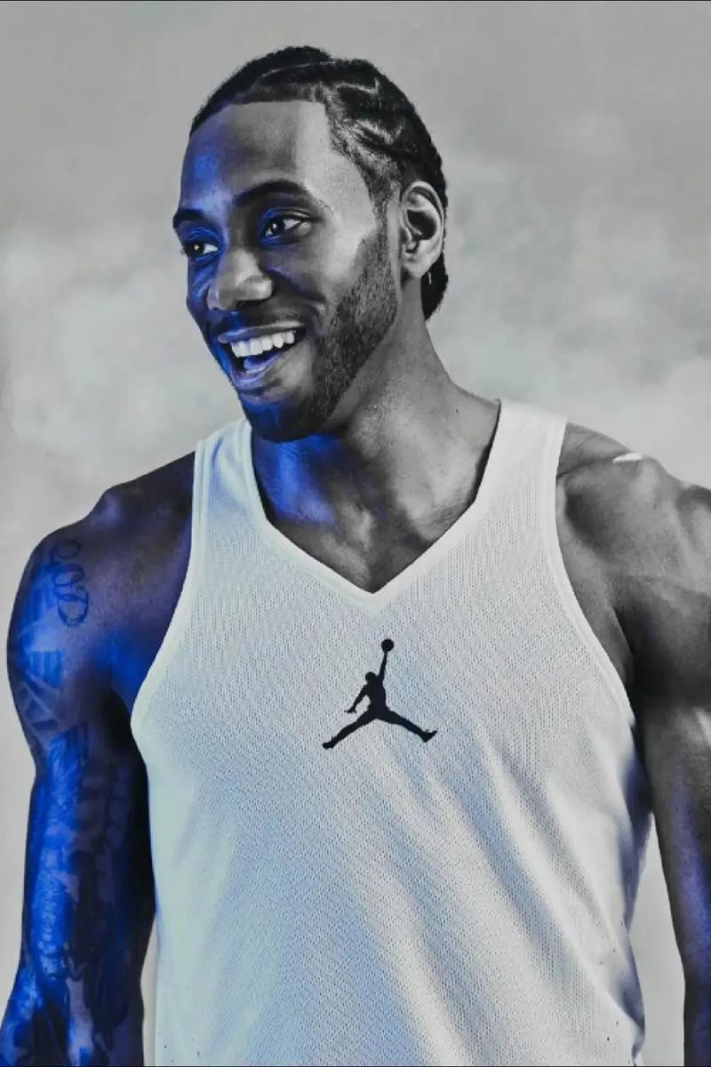 拉斯维加斯见！魔术&尼克斯率先晋级会师半决赛（半决赛拉斯维加斯相逢：魔术与尼克斯抢先晋级）