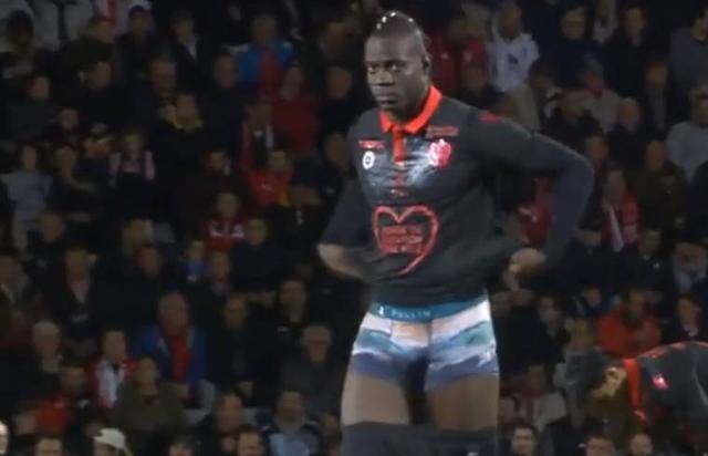 圣诞节登顶时未能赢得英超冠军的球队（圣诞节领跑却无缘英超冠军的球队）