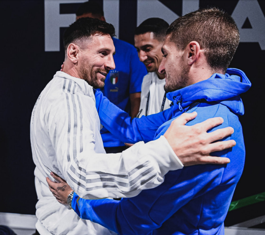 经纪人：03年切尔西曾有机会几百万欧签C罗，但他们拒绝了（经纪人称：2003年切尔西本可用数百万欧元签下C罗，却选择放弃）