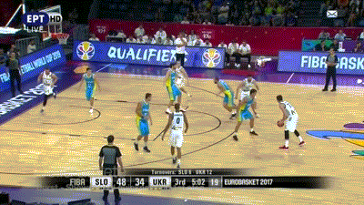 TA：拉什福德买断费3000万欧，目前尚不清楚巴萨是否会激活（TA：拉什福德解约金3000万欧，巴萨是否触发仍未确定）