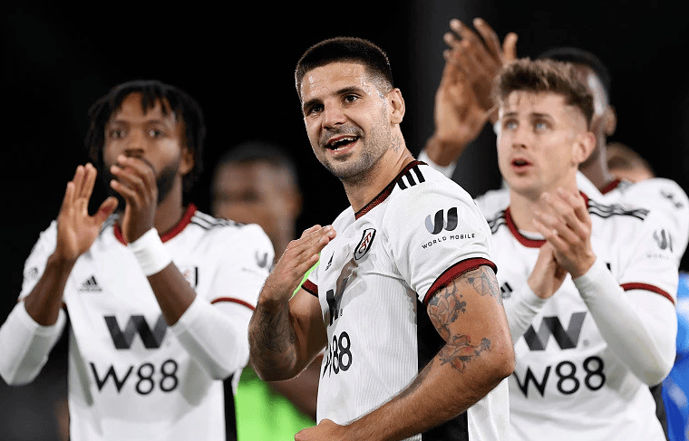 格伊的未来？格拉斯纳：我不清楚，由俱乐部做决定（格伊去留未定 格拉斯纳：由俱乐部拍板）