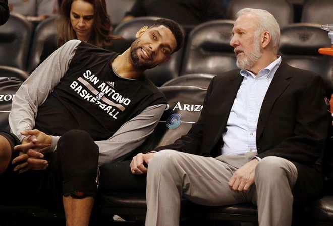 赵丽娜：走了70所学校，女孩踢球屈指可数；想让女孩踢球普及（赵丽娜：走访70所学校女足稀少，呼吁让女孩踢球更普及）